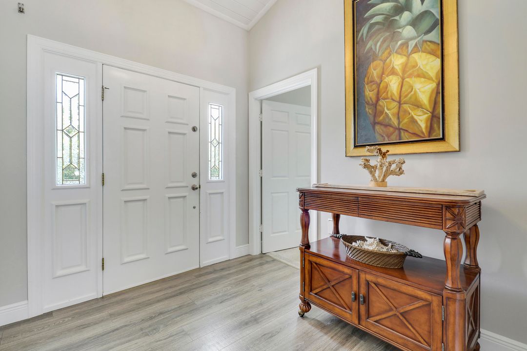 На продажу: $2,350,000 (3 спален, 3 ванн, 2744 Квадратных фут)