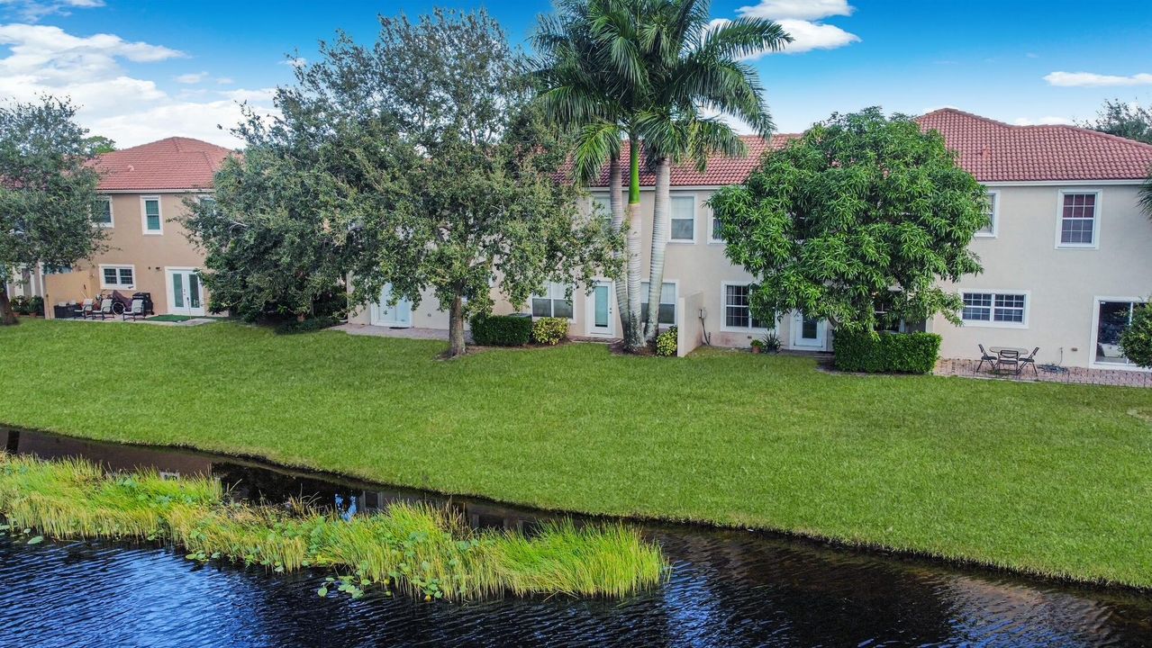 En Venta: $450,000 (3 camas, 2 baños, 1748 Pies cuadrados)