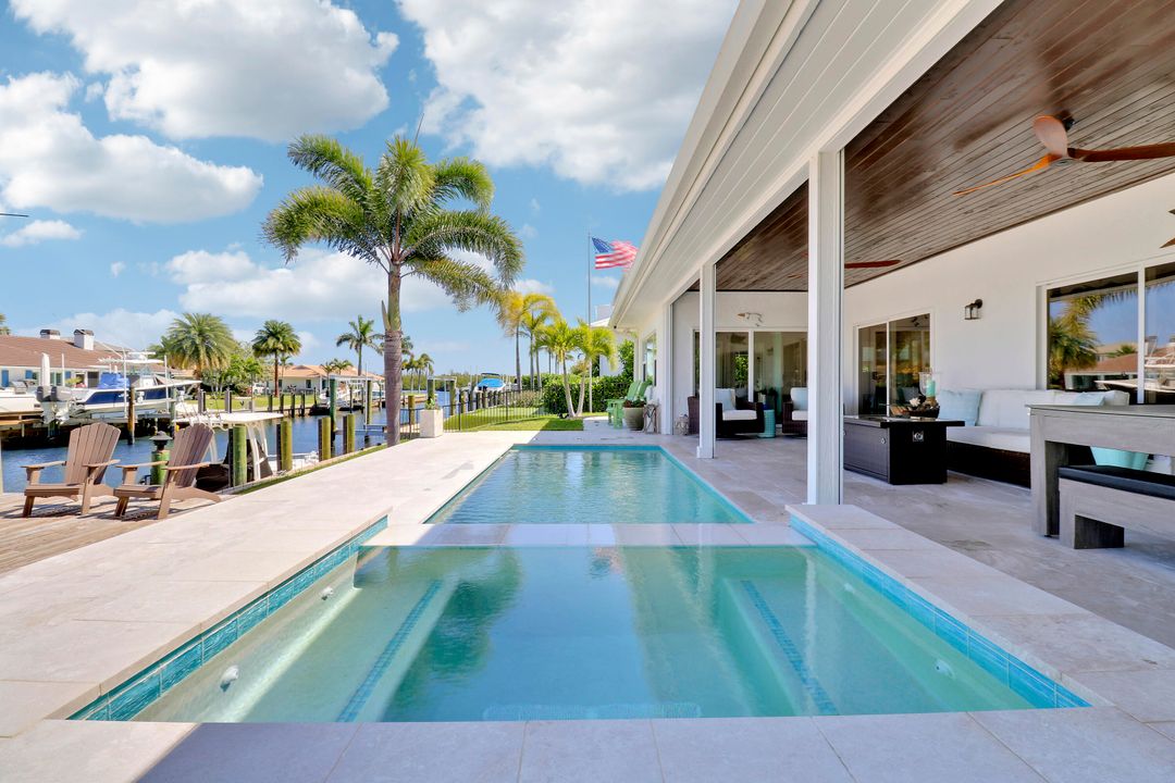 На продажу: $2,350,000 (3 спален, 3 ванн, 2744 Квадратных фут)