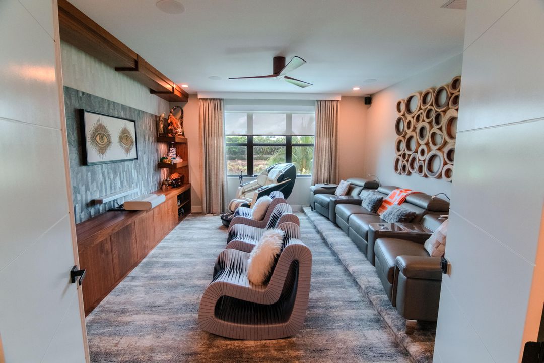 В аренду: $17,900 (5 спален, 6 ванн, 5315 Квадратных фут)