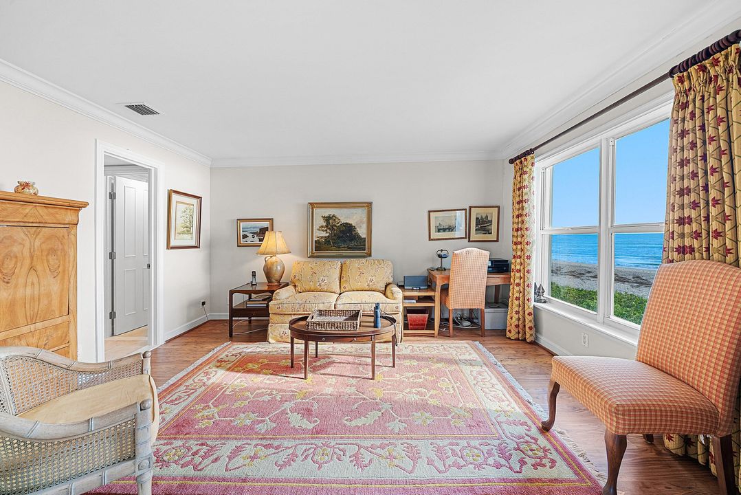 На продажу: $2,500,000 (2 спален, 2 ванн, 1880 Квадратных фут)