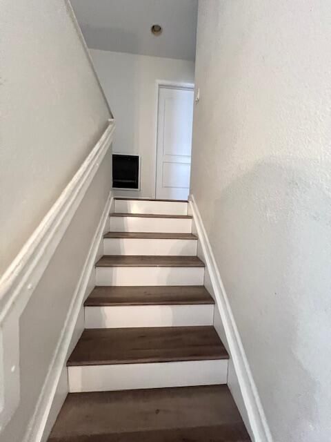 En Venta: $450,000 (3 camas, 2 baños, 1748 Pies cuadrados)