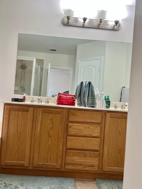 En Venta: $450,000 (3 camas, 2 baños, 1748 Pies cuadrados)