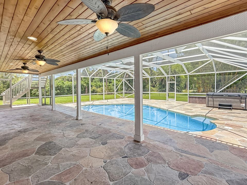 En Venta: $1,649,995 (4 camas, 3 baños, 3305 Pies cuadrados)