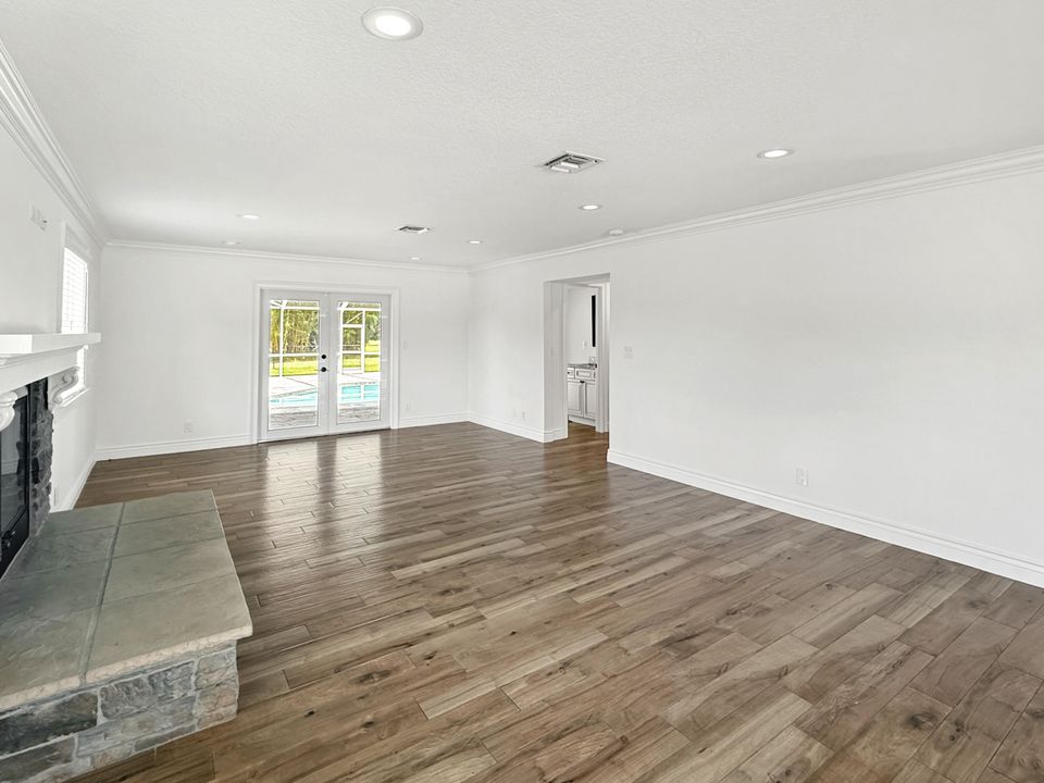 En Venta: $1,649,995 (4 camas, 3 baños, 3305 Pies cuadrados)