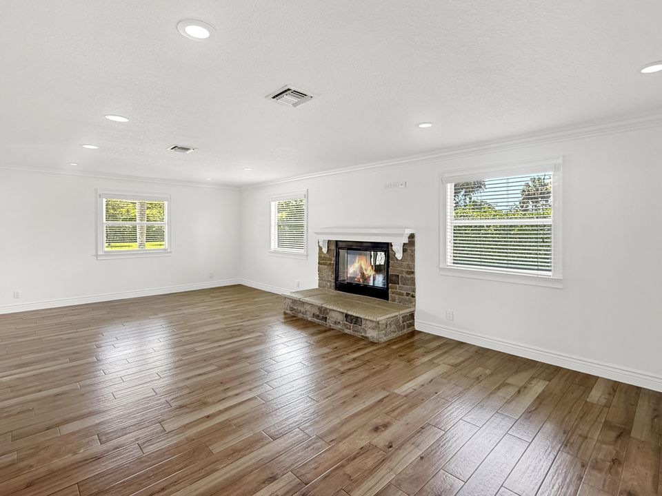 En Venta: $1,649,995 (4 camas, 3 baños, 3305 Pies cuadrados)