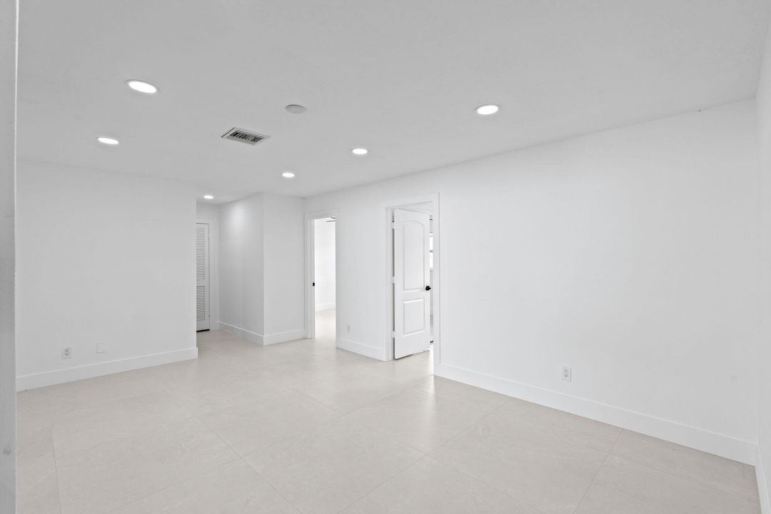 待售: $585,000 (3 贝兹, 2 浴室, 1584 平方英尺)