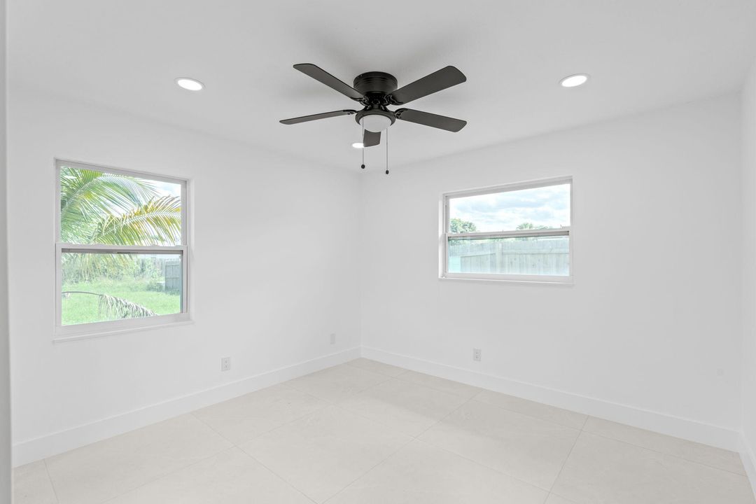 待售: $585,000 (3 贝兹, 2 浴室, 1584 平方英尺)