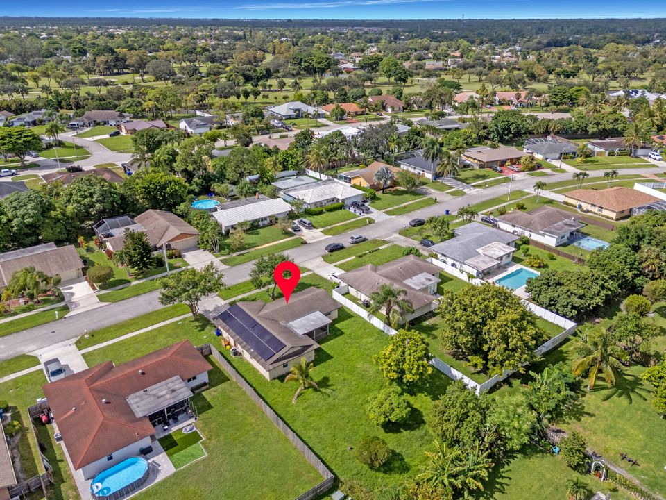 待售: $585,000 (3 贝兹, 2 浴室, 1584 平方英尺)