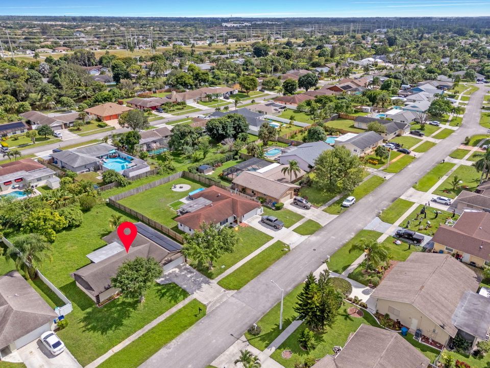 待售: $585,000 (3 贝兹, 2 浴室, 1584 平方英尺)