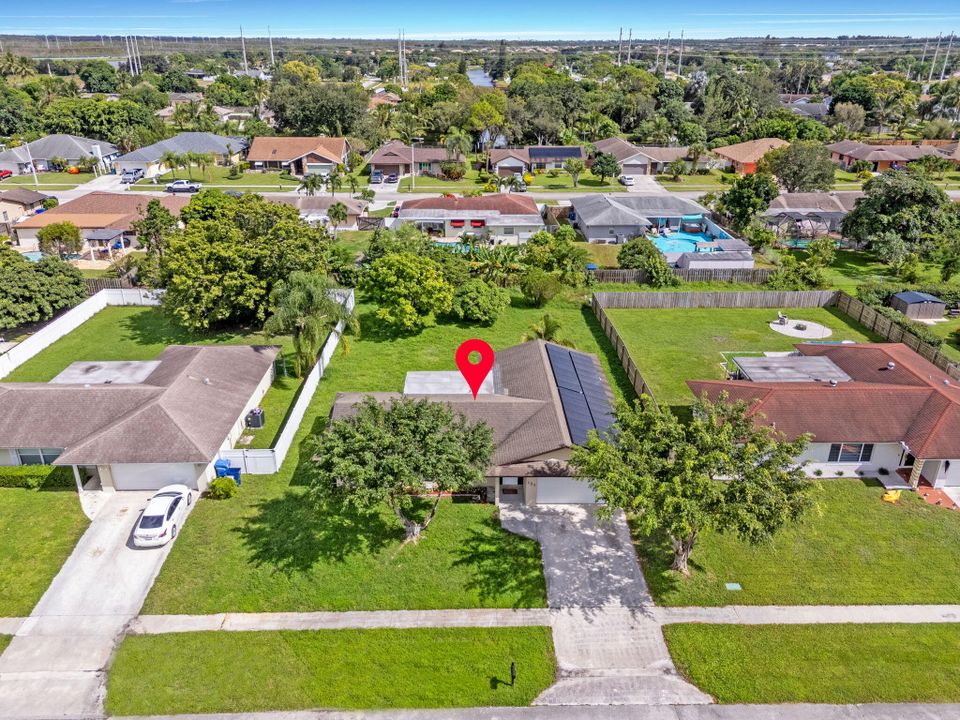 待售: $585,000 (3 贝兹, 2 浴室, 1584 平方英尺)