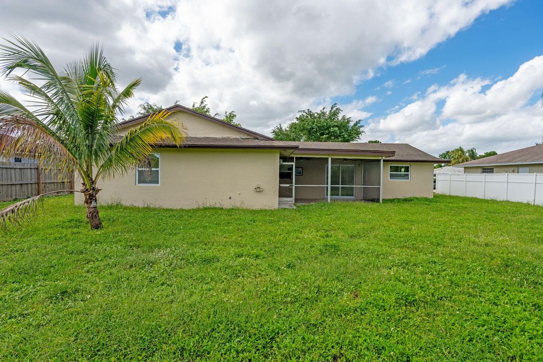 待售: $585,000 (3 贝兹, 2 浴室, 1584 平方英尺)