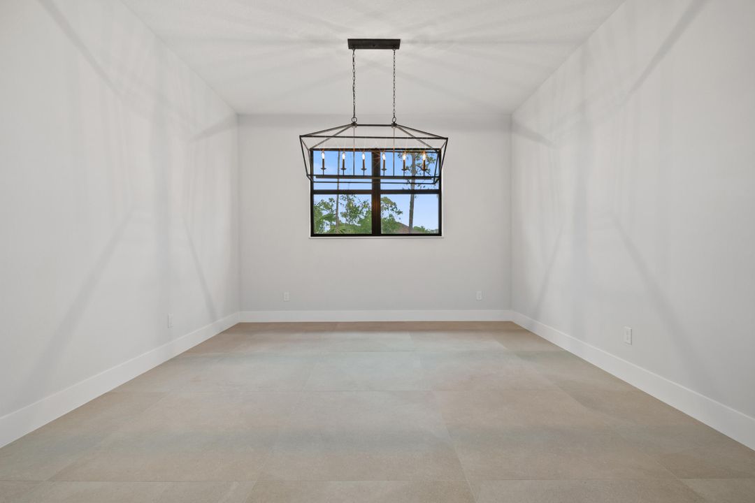 En Venta: $851,550 (4 camas, 2 baños, 2256 Pies cuadrados)