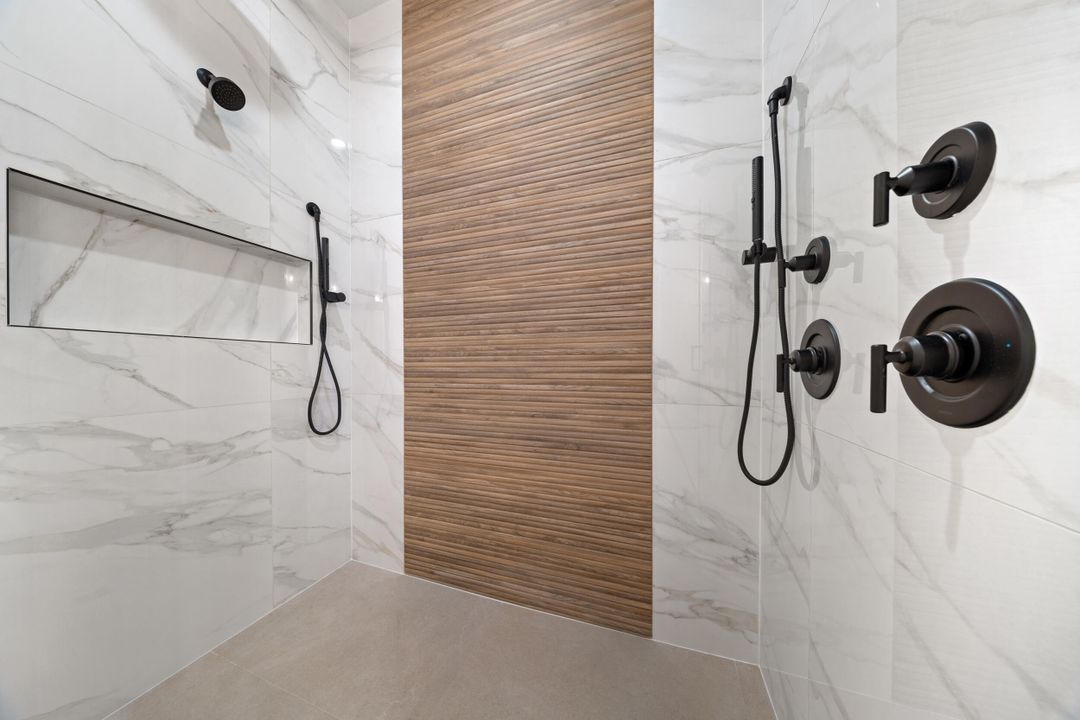 En Venta: $851,550 (4 camas, 2 baños, 2256 Pies cuadrados)