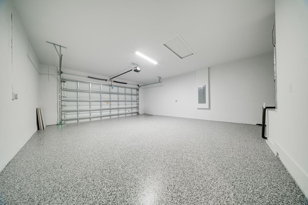 En Venta: $851,550 (4 camas, 2 baños, 2256 Pies cuadrados)