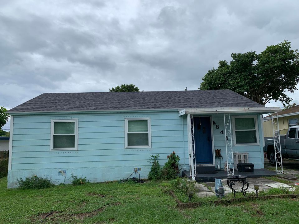 For Sale: $479,000 (3 beds, 1 baths, 1117 Square Feet)