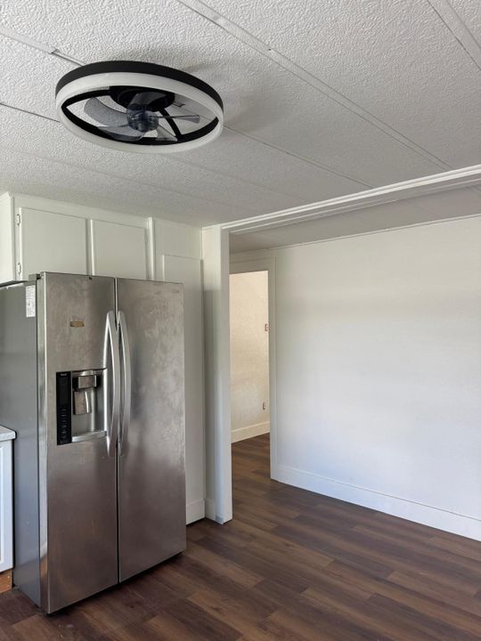 For Sale: $74,999 (4 beds, 2 baths, 1620 Square Feet)