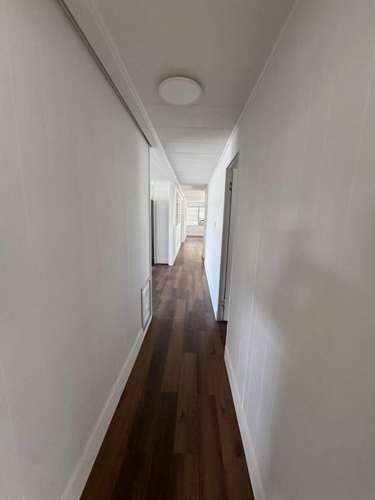 For Sale: $74,999 (4 beds, 2 baths, 1620 Square Feet)