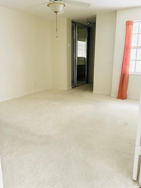 Active With Contract: $359,000 (2 beds, 2 baths, 1525 Square Feet)