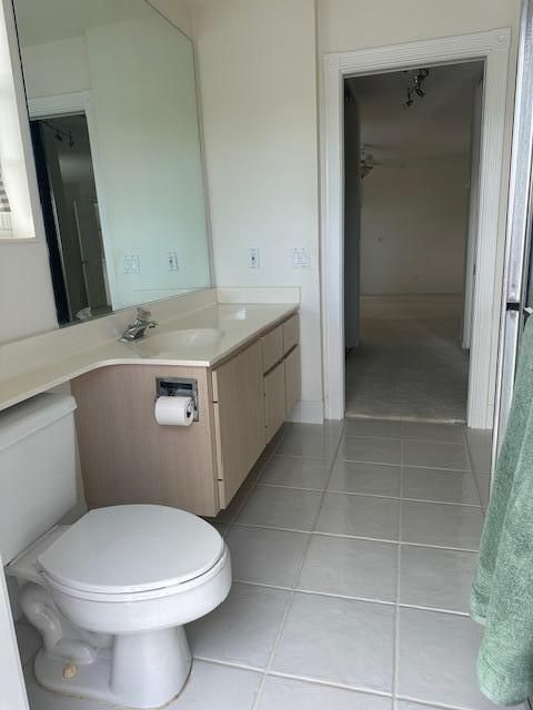 Active With Contract: $359,000 (2 beds, 2 baths, 1525 Square Feet)