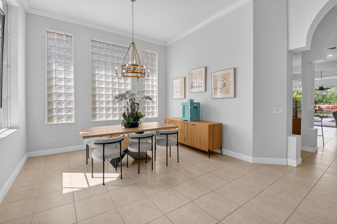 For Sale: $1,300,000 (3 beds, 2 baths, 2742 Square Feet)