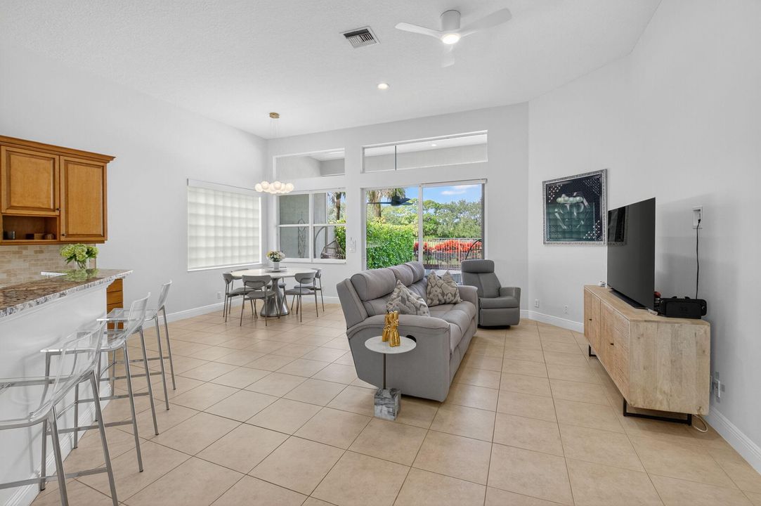 For Sale: $1,300,000 (3 beds, 2 baths, 2742 Square Feet)