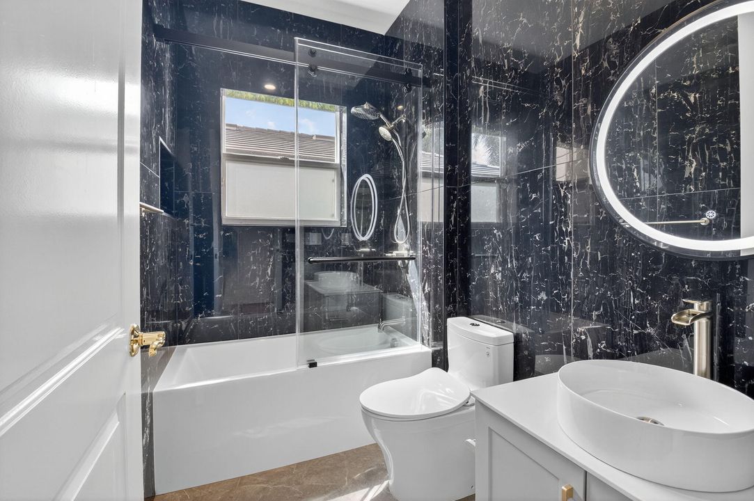 For Sale: $1,300,000 (3 beds, 2 baths, 2742 Square Feet)