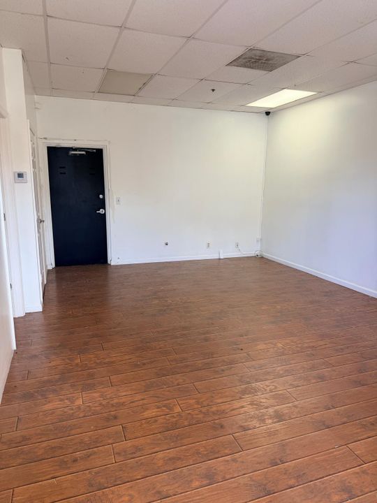 待售: $3,000 (0 贝兹, 0 浴室, 0 平方英尺)