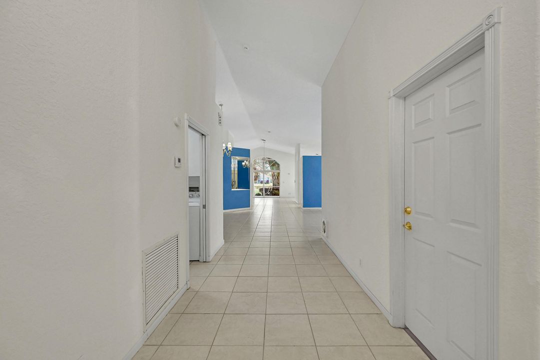 For Sale: $440,000 (3 beds, 2 baths, 2433 Square Feet)