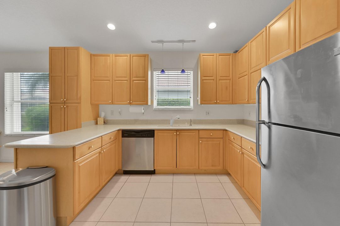 For Sale: $440,000 (3 beds, 2 baths, 2433 Square Feet)