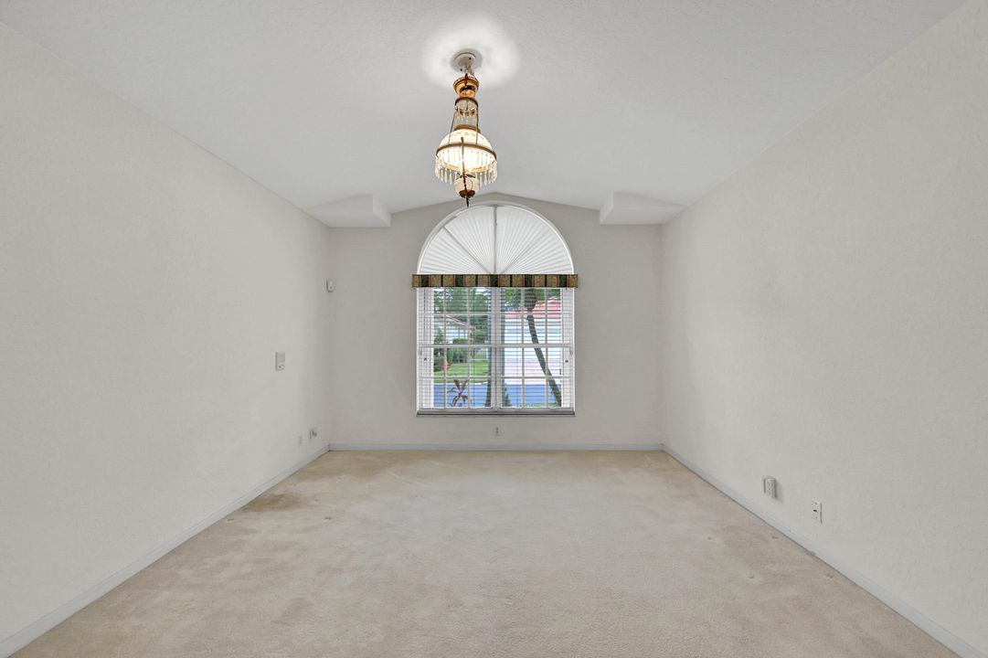 For Sale: $440,000 (3 beds, 2 baths, 2433 Square Feet)