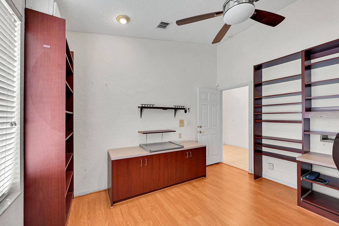 For Sale: $440,000 (3 beds, 2 baths, 2433 Square Feet)