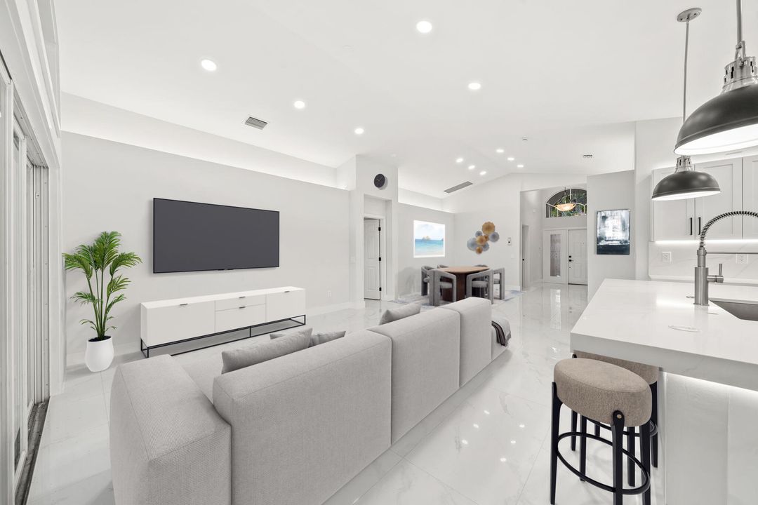 For Sale: $599,000 (3 beds, 2 baths, 1825 Square Feet)