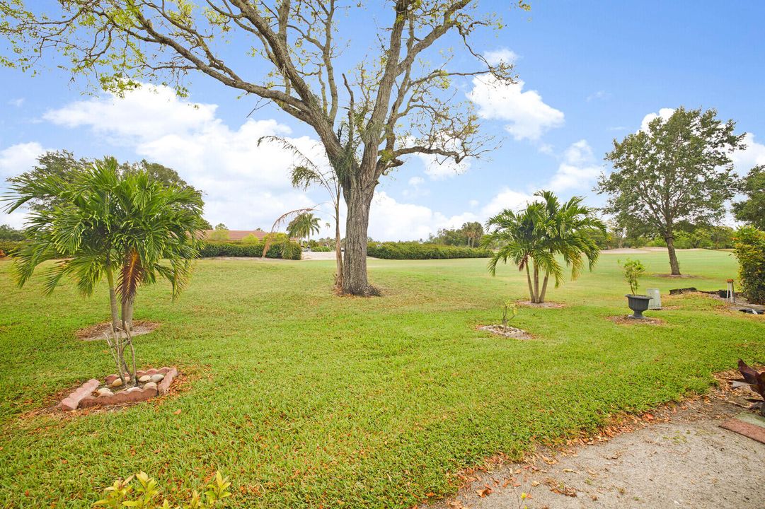 合同活跃: $3,400 (3 贝兹, 2 浴室, 1733 平方英尺)