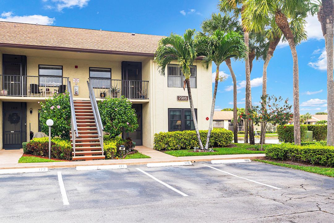 待售: $239,900 (2 贝兹, 2 浴室, 1220 平方英尺)