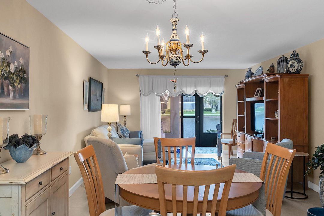 待售: $239,900 (2 贝兹, 2 浴室, 1220 平方英尺)