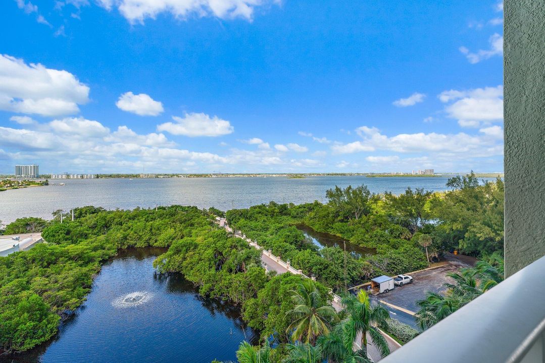 For Sale: $3,480,000 (4 beds, 4 baths, 3753 Square Feet)