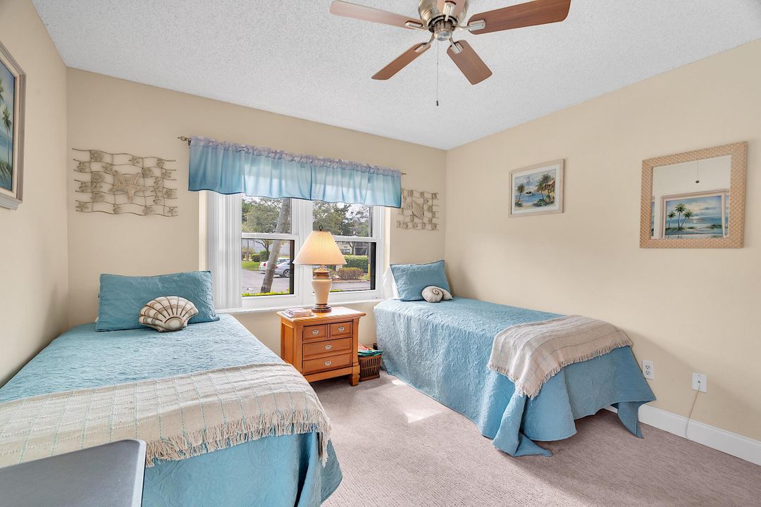 待售: $239,900 (2 贝兹, 2 浴室, 1220 平方英尺)