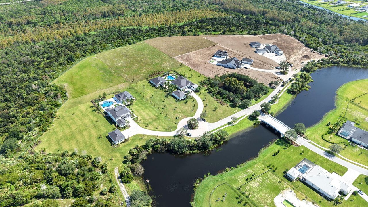 На продажу: $7,299,999 (5 спален, 7 ванн, 5481 Квадратных фут)