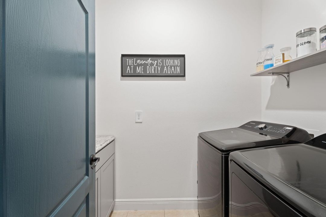 For Sale: $534,900 (4 beds, 3 baths, 2466 Square Feet)