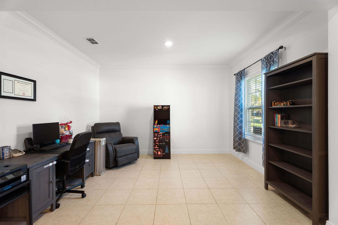 For Sale: $534,900 (4 beds, 3 baths, 2466 Square Feet)