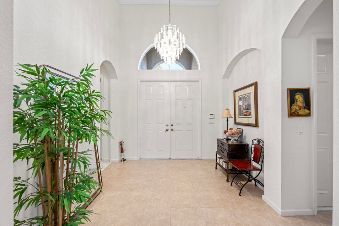 For Sale: $479,000 (3 beds, 3 baths, 2406 Square Feet)