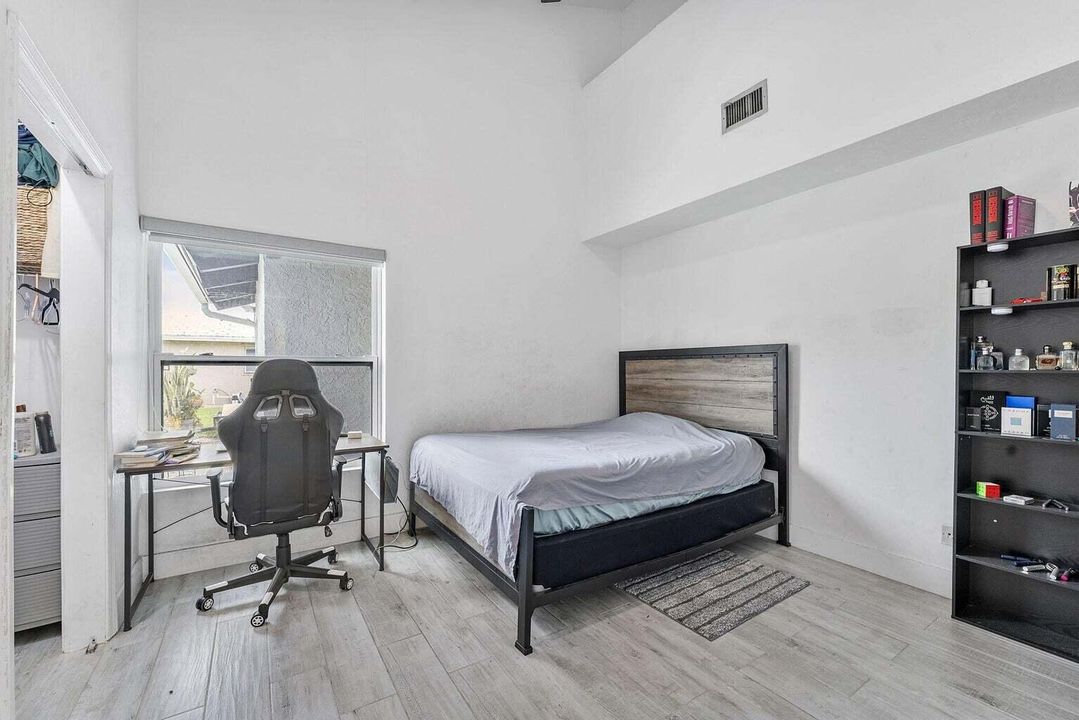 En Venta: $1,449,000 (5 camas, 3 baños, 2897 Pies cuadrados)