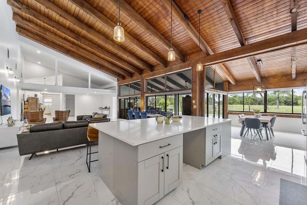 En Venta: $1,449,000 (5 camas, 3 baños, 2897 Pies cuadrados)