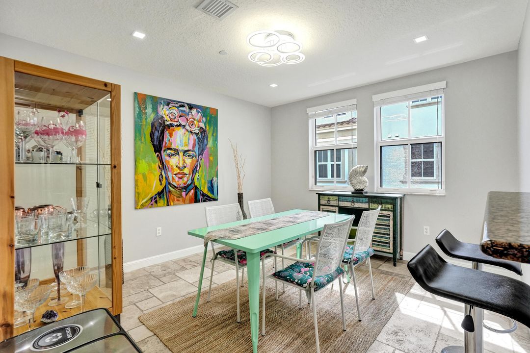 For Sale: $785,000 (4 beds, 3 baths, 2318 Square Feet)