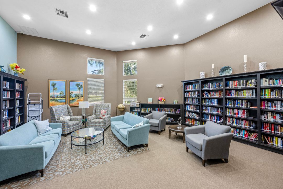 For Sale: $479,000 (3 beds, 3 baths, 2406 Square Feet)