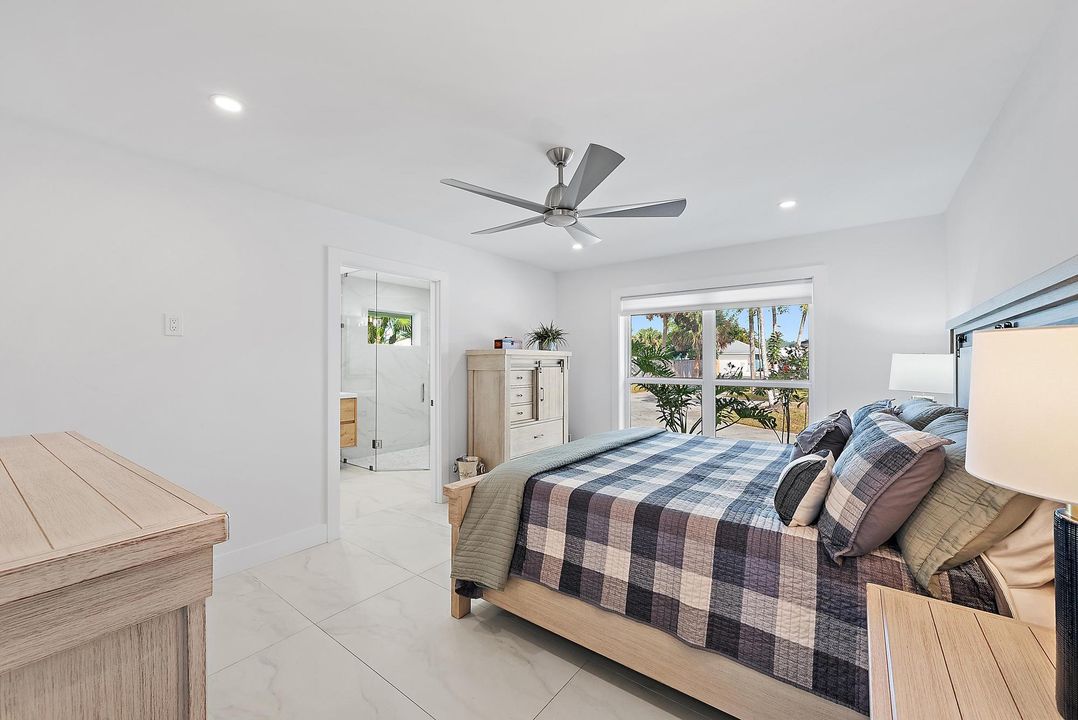 待售: $2,100,000 (3 贝兹, 2 浴室, 1802 平方英尺)