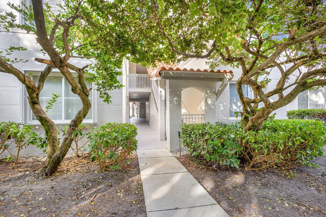 For Rent: $3,500 (2 beds, 2 baths, 1309 Square Feet)