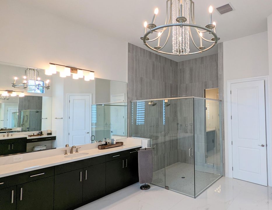 For Rent: $37,000 (6 beds, 6 baths, 7416 Square Feet)