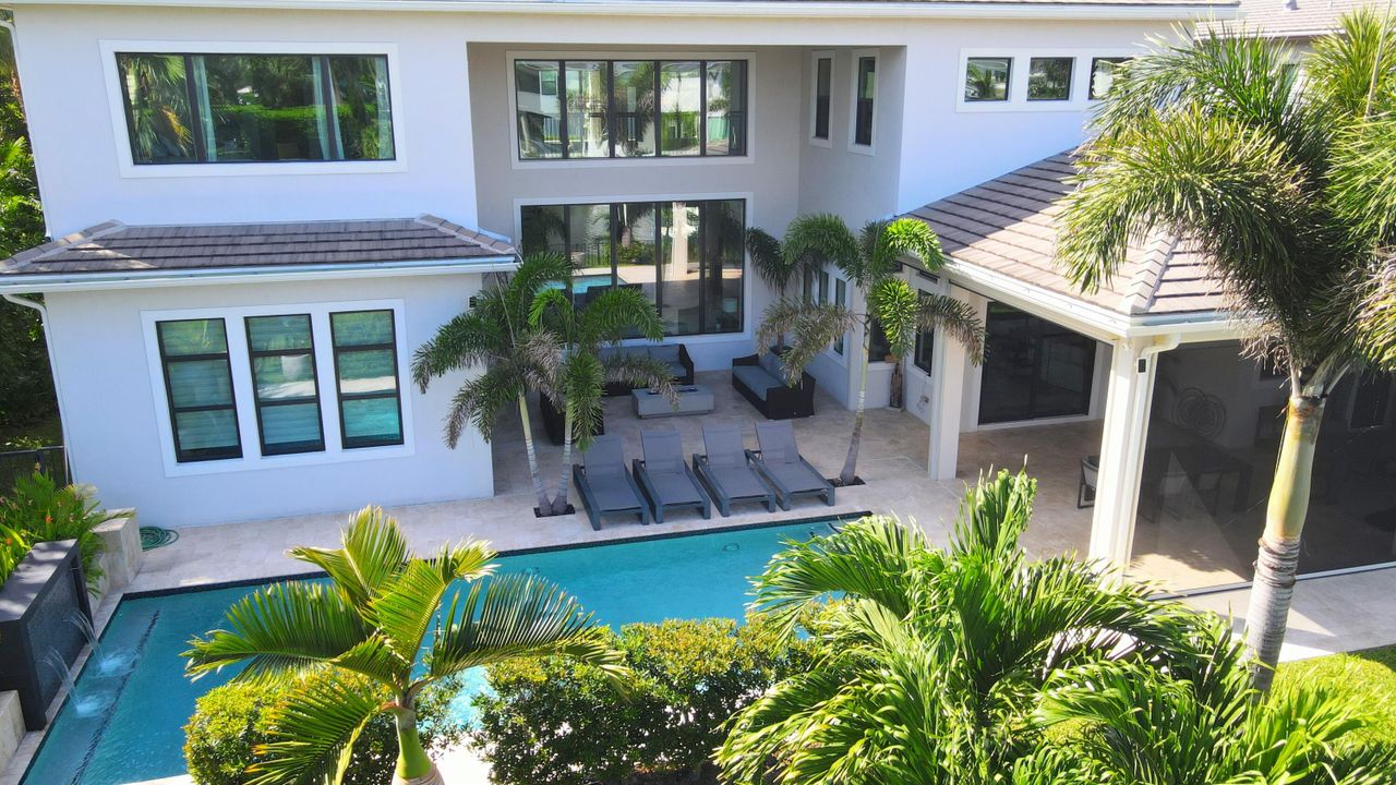 For Rent: $37,000 (6 beds, 6 baths, 7416 Square Feet)